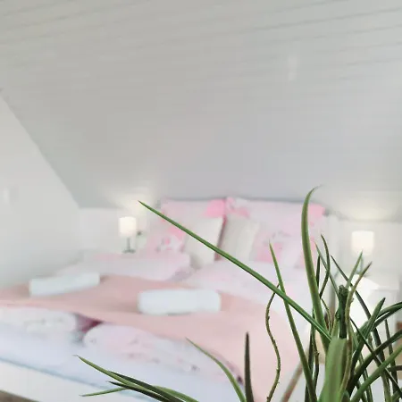 Lavendel Apartament *