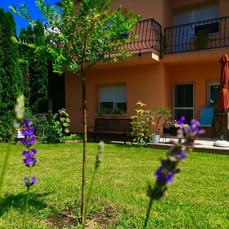 Lavendel Apartment